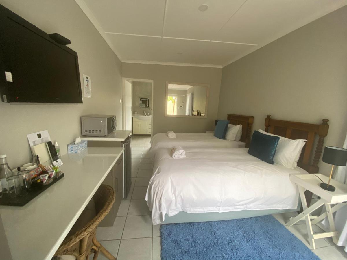 Busa Guest House อีสต์ลอนดอน ภายนอก รูปภาพ